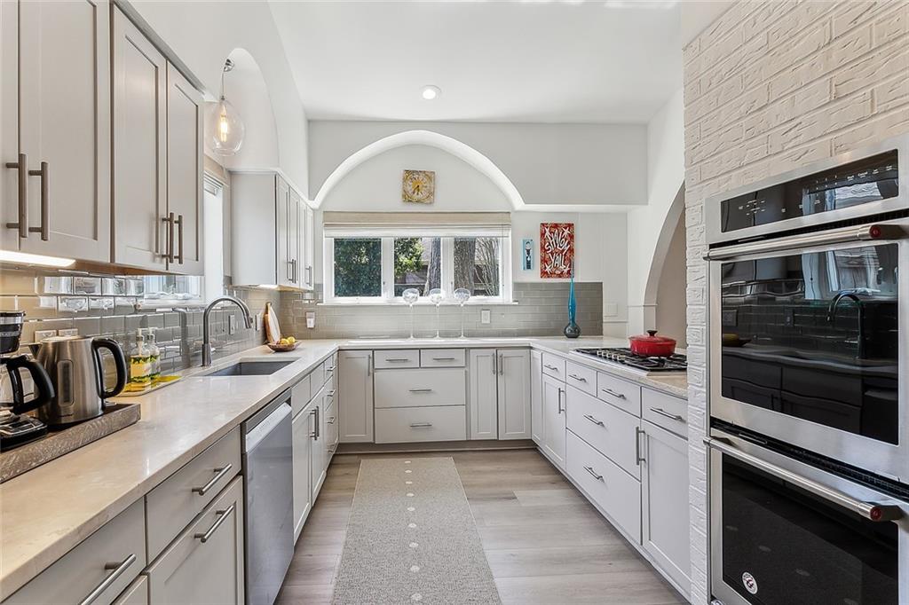 Metairie, Louisiana, 70006, United States, 3 Bedrooms Bedrooms, ,3 BathroomsBathrooms,Residential,For Sale,1793323