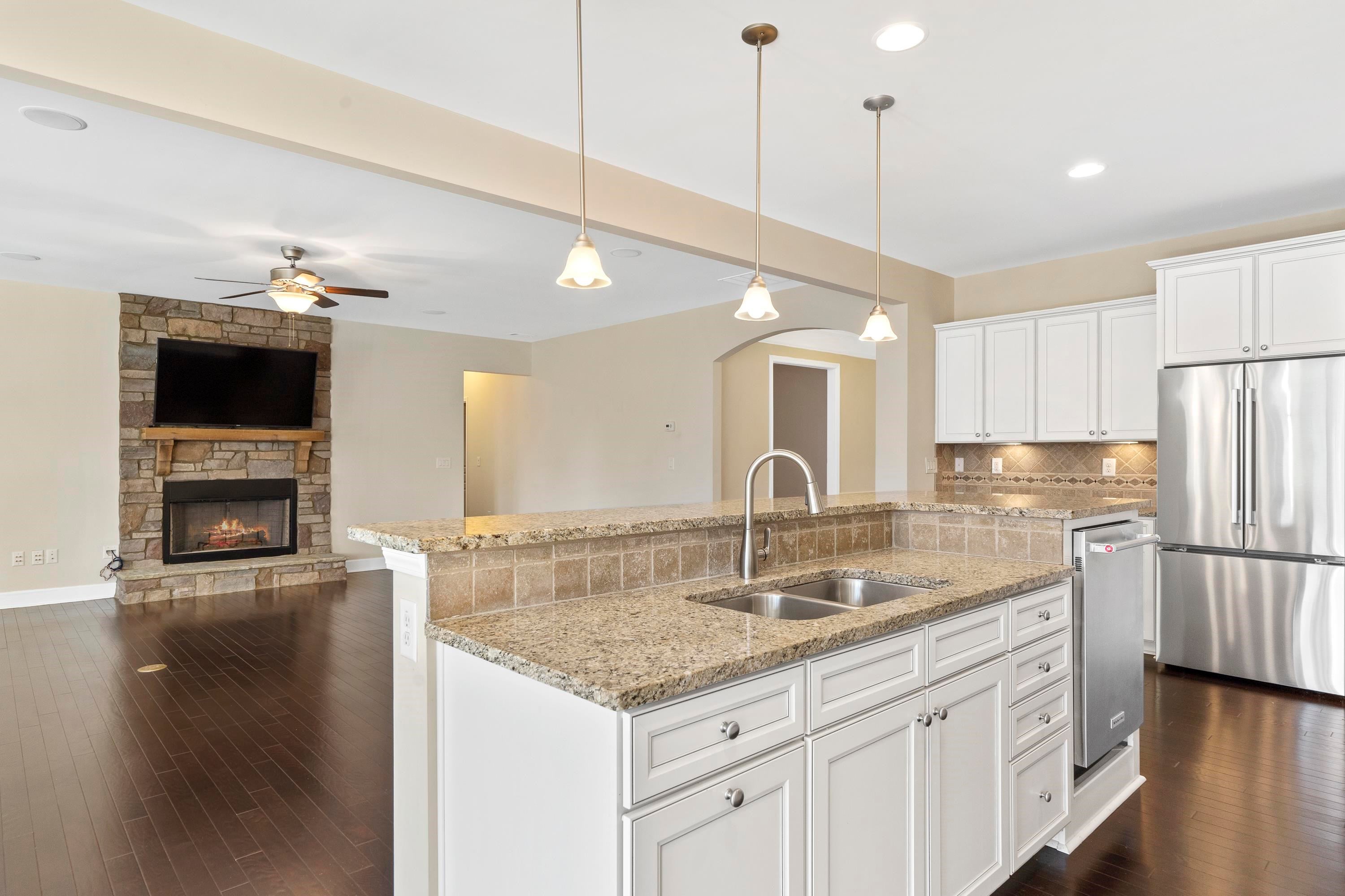 Greensboro, Georgia, 30642, United States, 3 Bedrooms Bedrooms, ,3 BathroomsBathrooms,Residential,For Sale,1992135