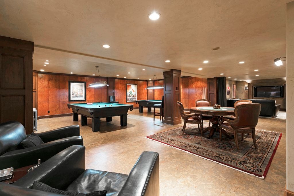 Kila, Montana, 59920, United States, 6 Bedrooms Bedrooms, ,6 BathroomsBathrooms,Residential,For Sale,2003008