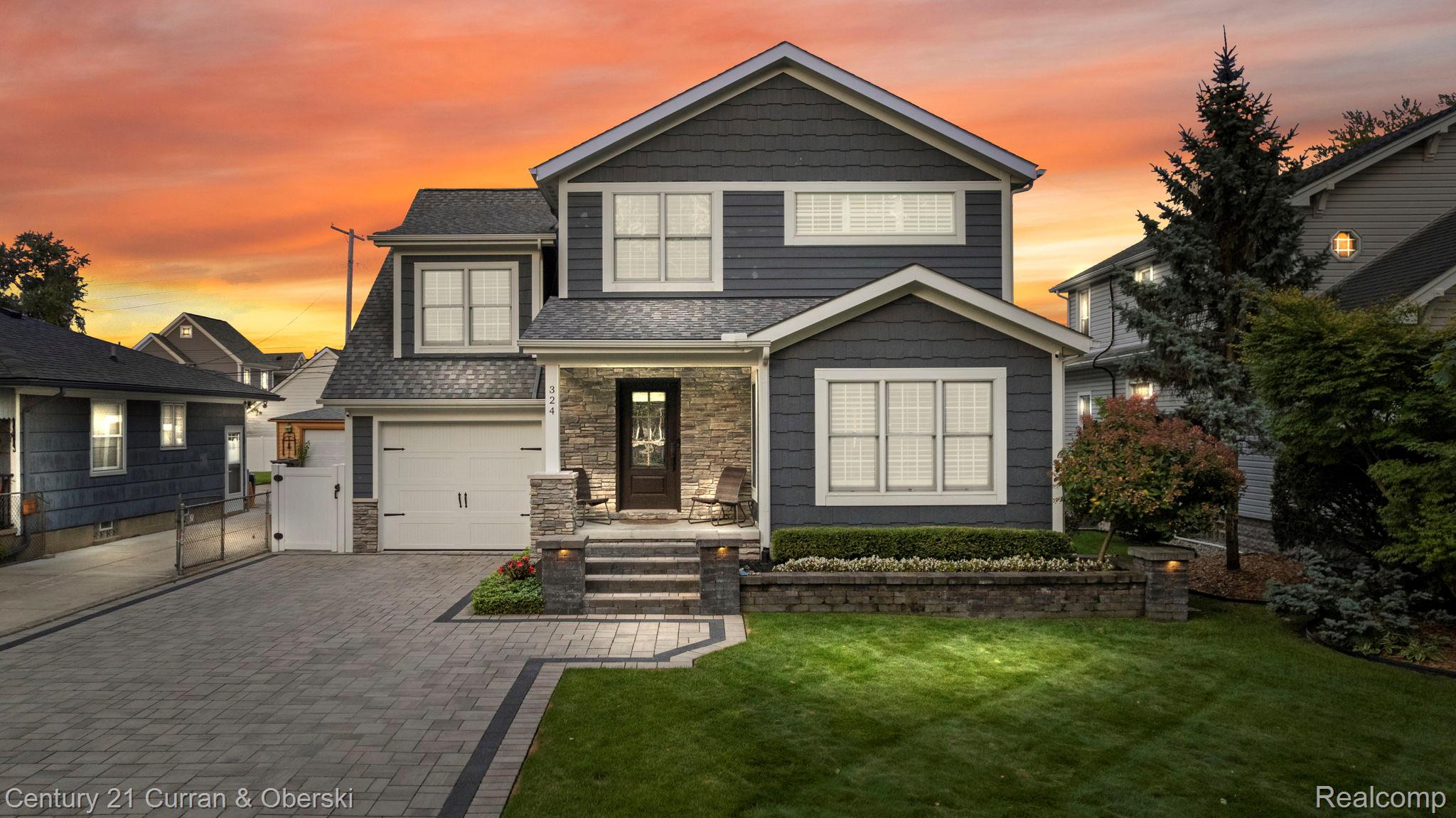 Plymouth, Michigan, 48170, United States, 4 Bedrooms Bedrooms, ,3 BathroomsBathrooms,Residential,For Sale,1941295
