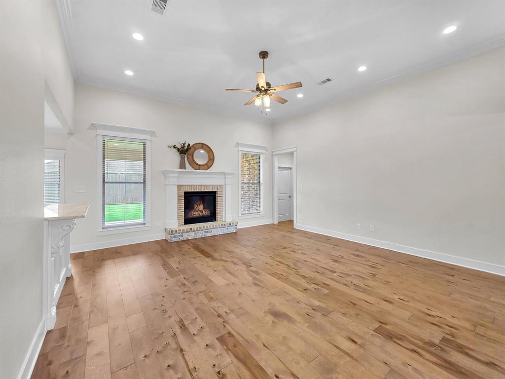 Beaumont, Texas, 77713, United States, 4 Bedrooms Bedrooms, ,Residential,For Sale,2000946