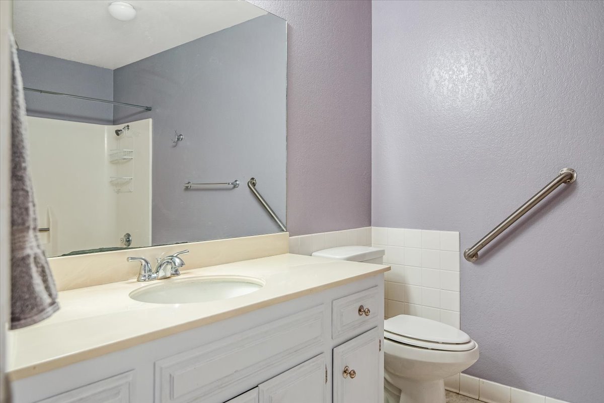 Lompoc, California, 93436, United States, 3 Bedrooms Bedrooms, ,2 BathroomsBathrooms,Residential,For Sale,1991167