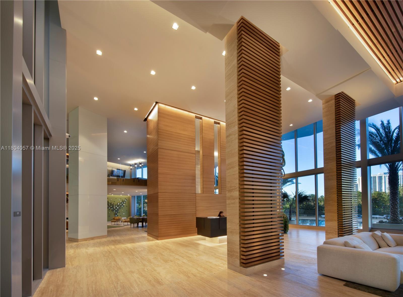 North Miami Beach, Florida, 33160, United States, 2 Bedrooms Bedrooms, ,2 BathroomsBathrooms,Residential,For Sale,1826638