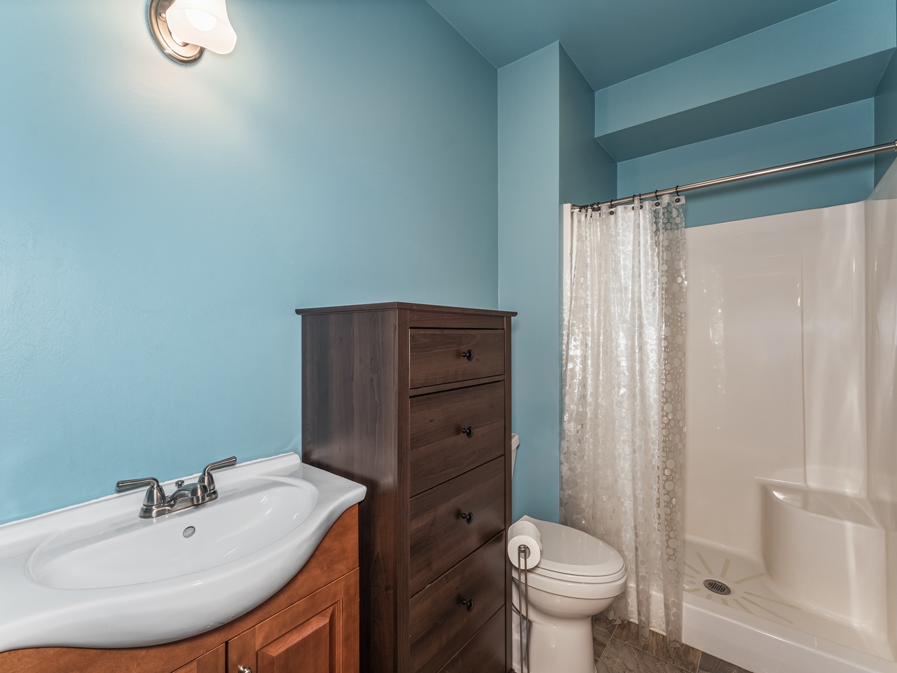 Mercer, Wisconsin, 54547, United States, 3 Bedrooms Bedrooms, ,3 BathroomsBathrooms,Residential,For Sale,1978560