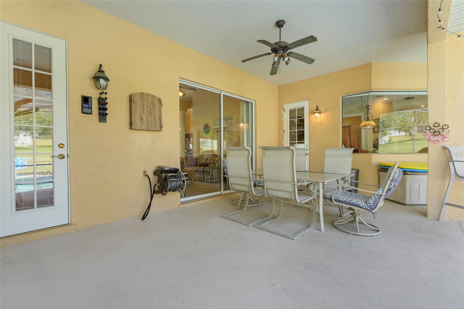 MINNEOLA, Florida, 34715, United States, 4 Bedrooms Bedrooms, ,4 BathroomsBathrooms,Residential,For Sale,1933322