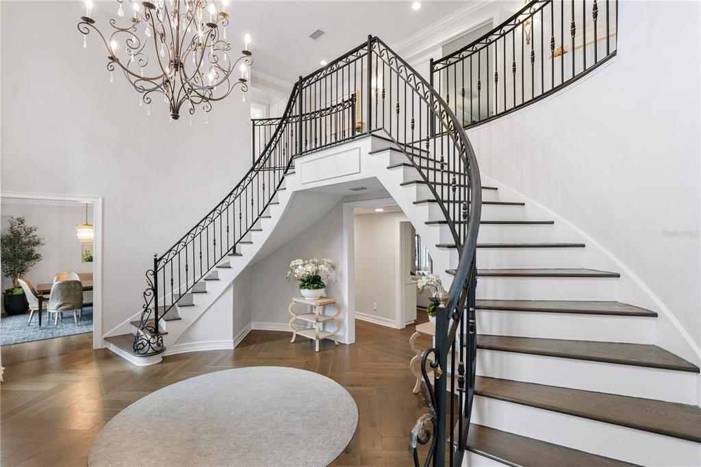 Tampa, Florida, 33613, United States, 7 Bedrooms Bedrooms, ,8 BathroomsBathrooms,Residential,For Sale,1979226