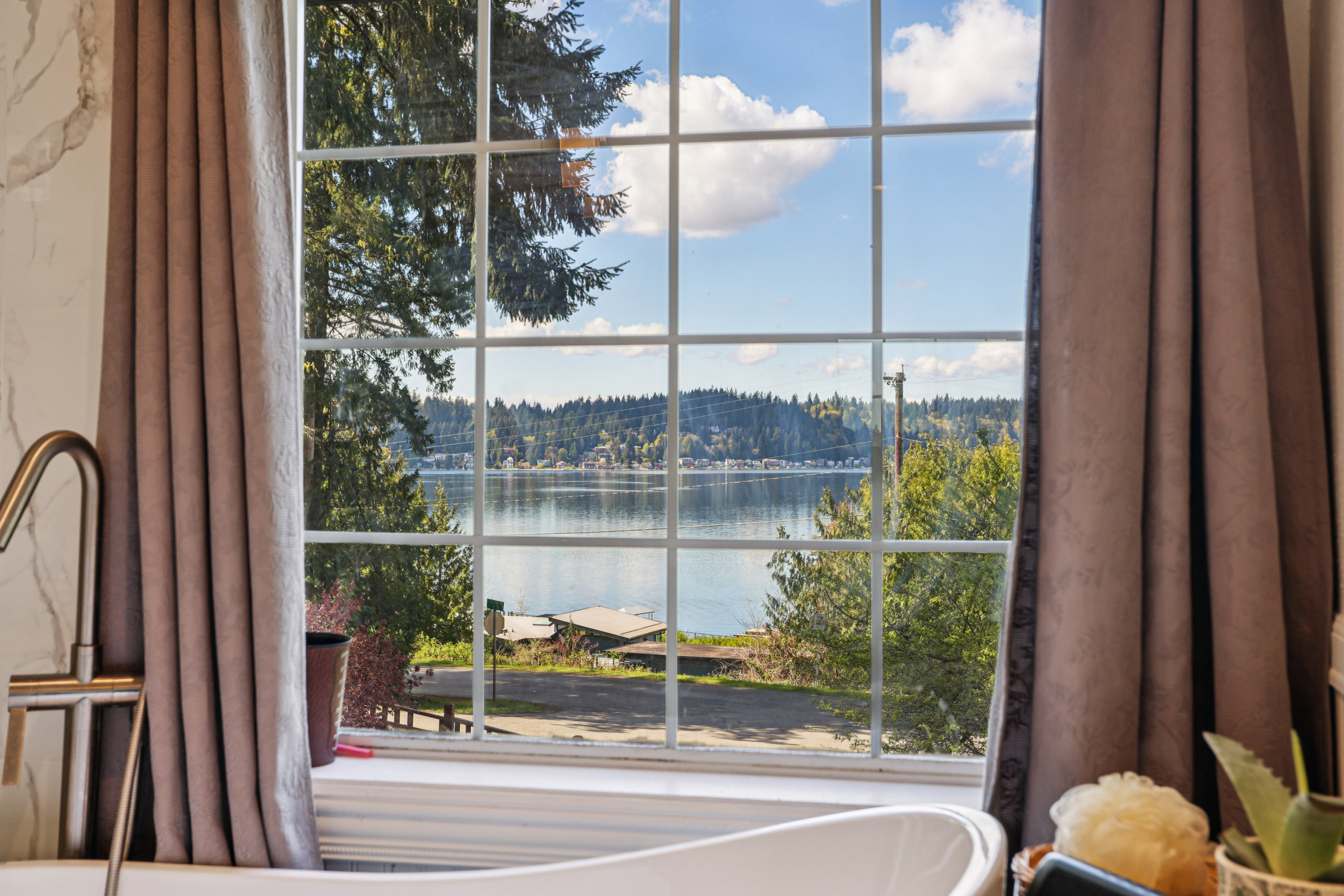  19301 SE 16th St, Sammamish, WA 98075 - 物件實景