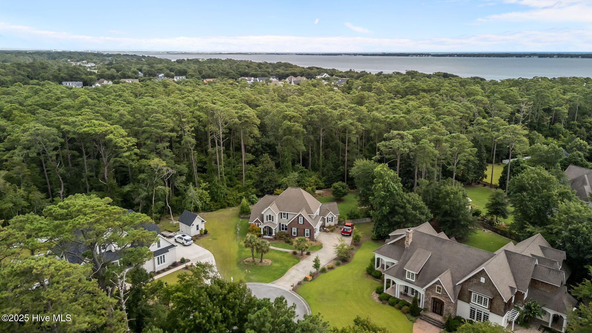 Morehead City, North Carolina, 28557, United States, 5 Bedrooms Bedrooms, ,4 BathroomsBathrooms,Residential,For Sale,1901415