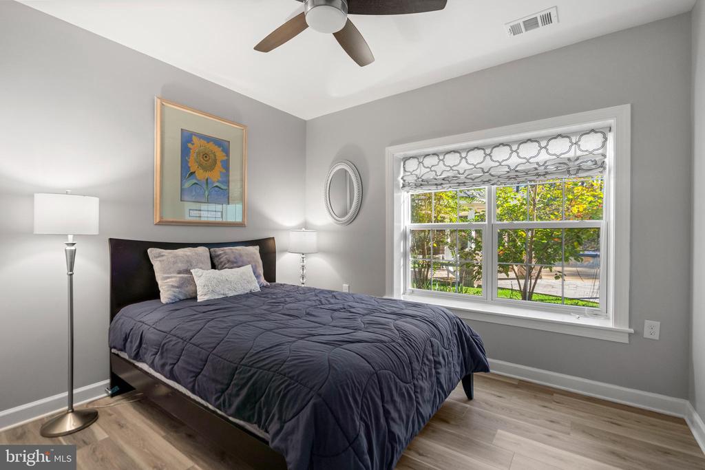 Broadlands, Virginia, 20148, United States, 5 Bedrooms Bedrooms, ,5 BathroomsBathrooms,Residential,For Sale,1977540