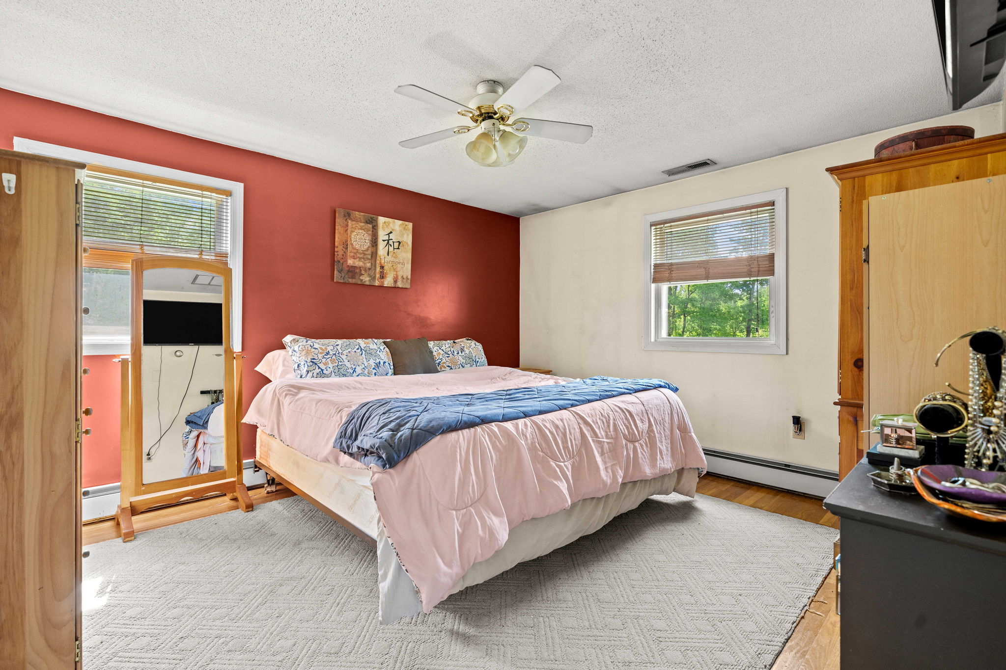  240 Hampstead St, Methuen, MA, 01844 - 物件實景