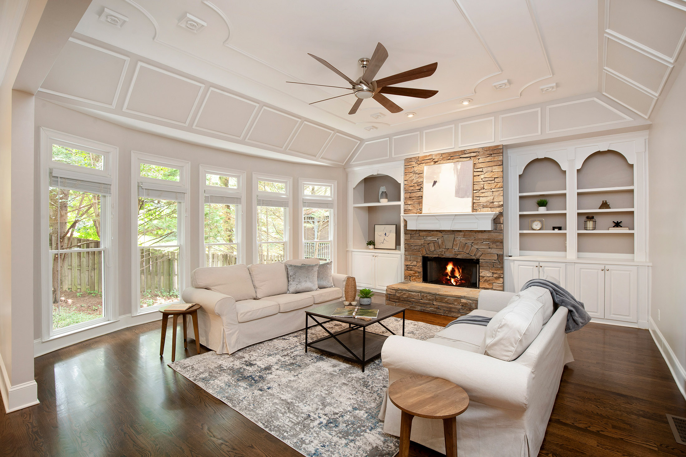  Recently Updated Four Bedroom Home in Gated Brookhaven Community - 物件實景