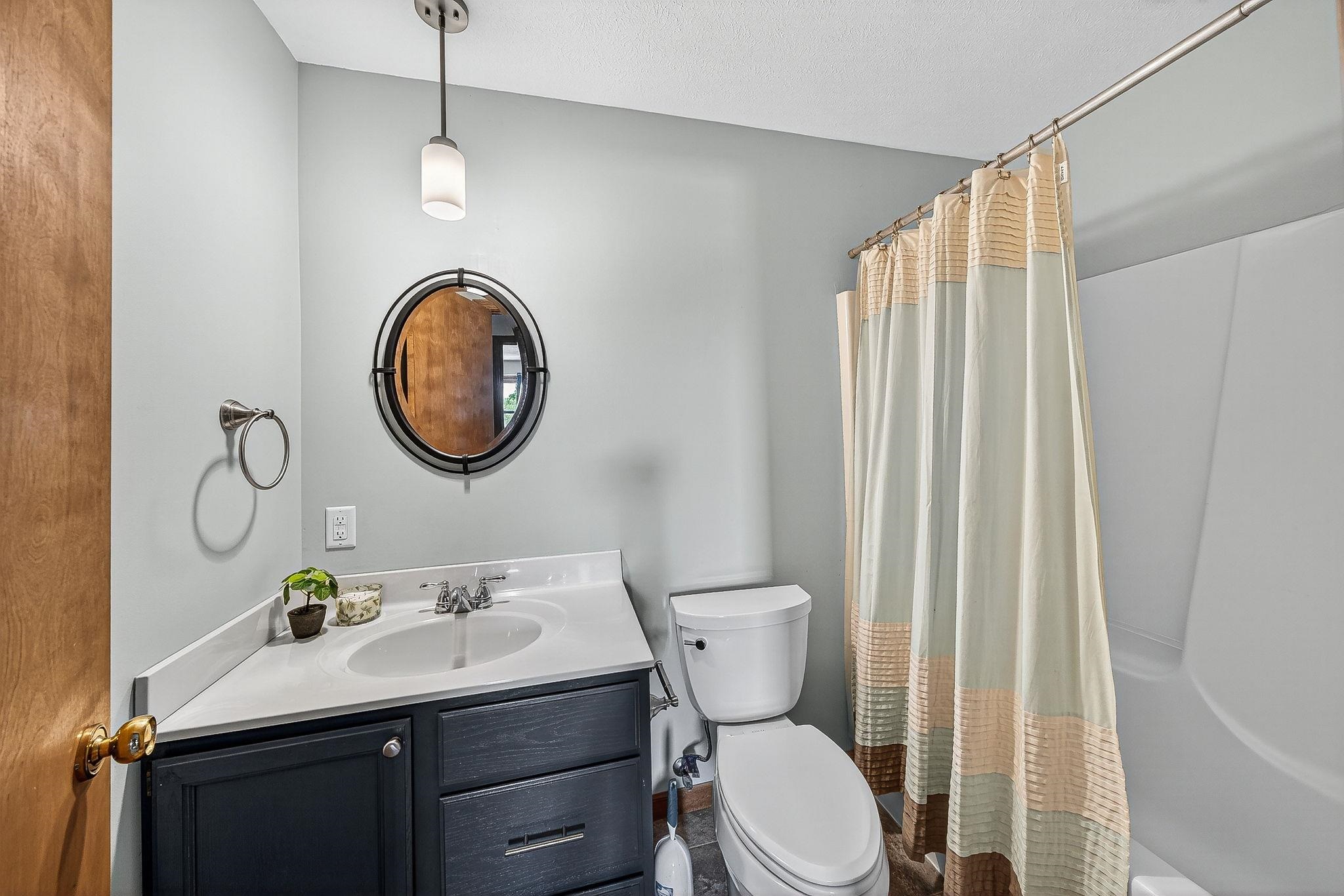 Elkhart, Indiana, 46514, United States, 3 Bedrooms Bedrooms, ,3 BathroomsBathrooms,Residential,For Sale,1917912