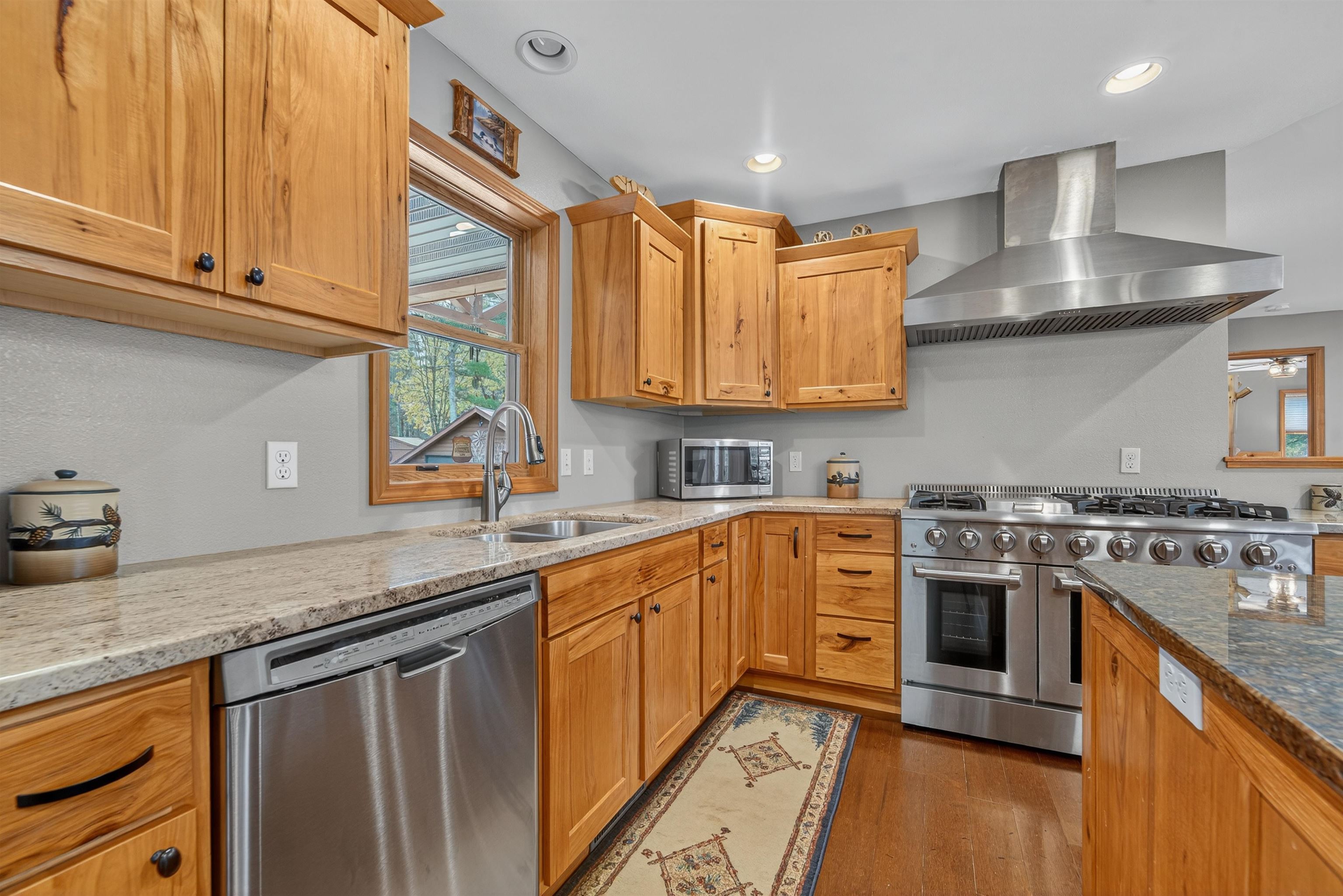 KESHENA, Wisconsin, 54135, United States, 3 Bedrooms Bedrooms, ,3 BathroomsBathrooms,Residential,For Sale,1988158