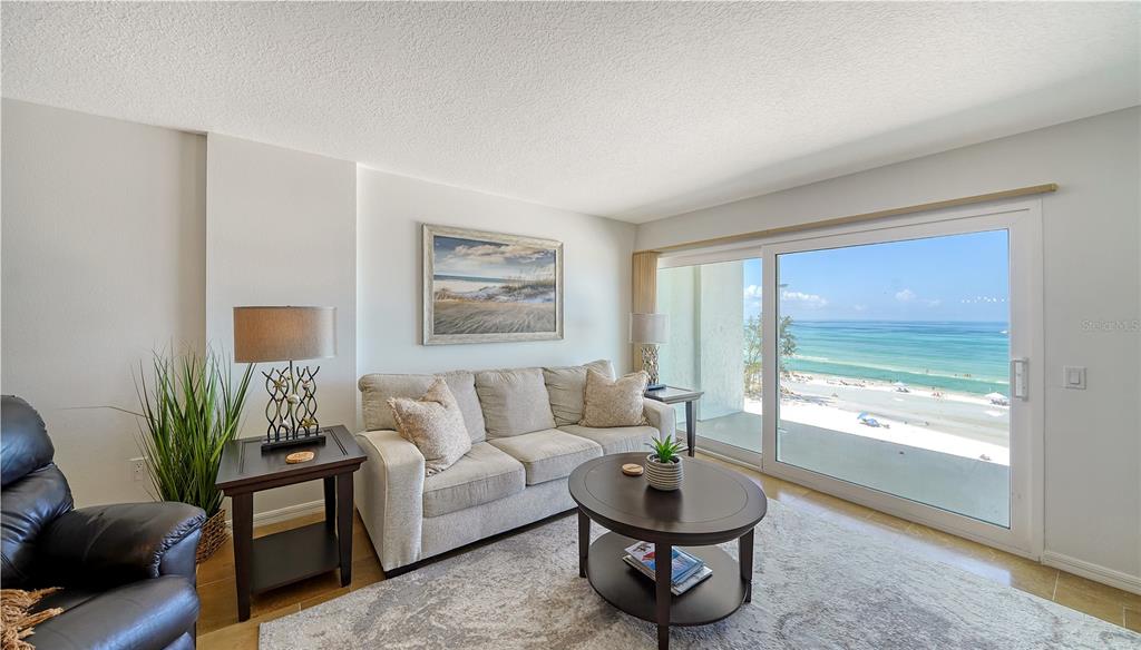 Sarasota, Florida, 34242, United States, 2 Bedrooms Bedrooms, ,2 BathroomsBathrooms,Residential,For Sale,1827426