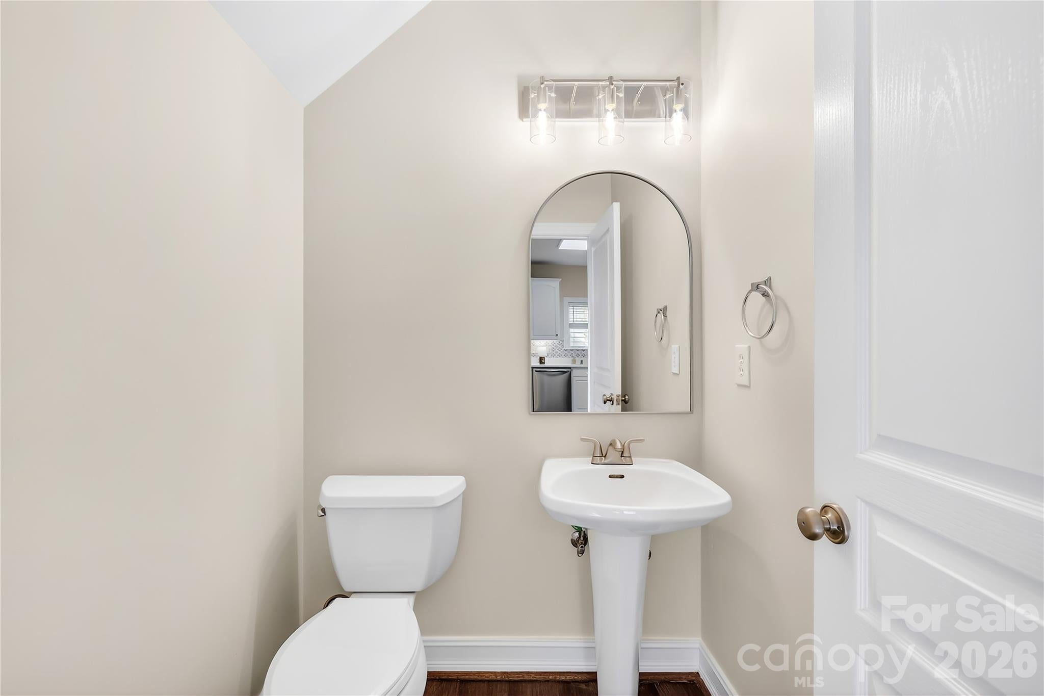 Cornelius, North Carolina, 28031, United States, 4 Bedrooms Bedrooms, ,4 BathroomsBathrooms,Residential,For Sale,2045190