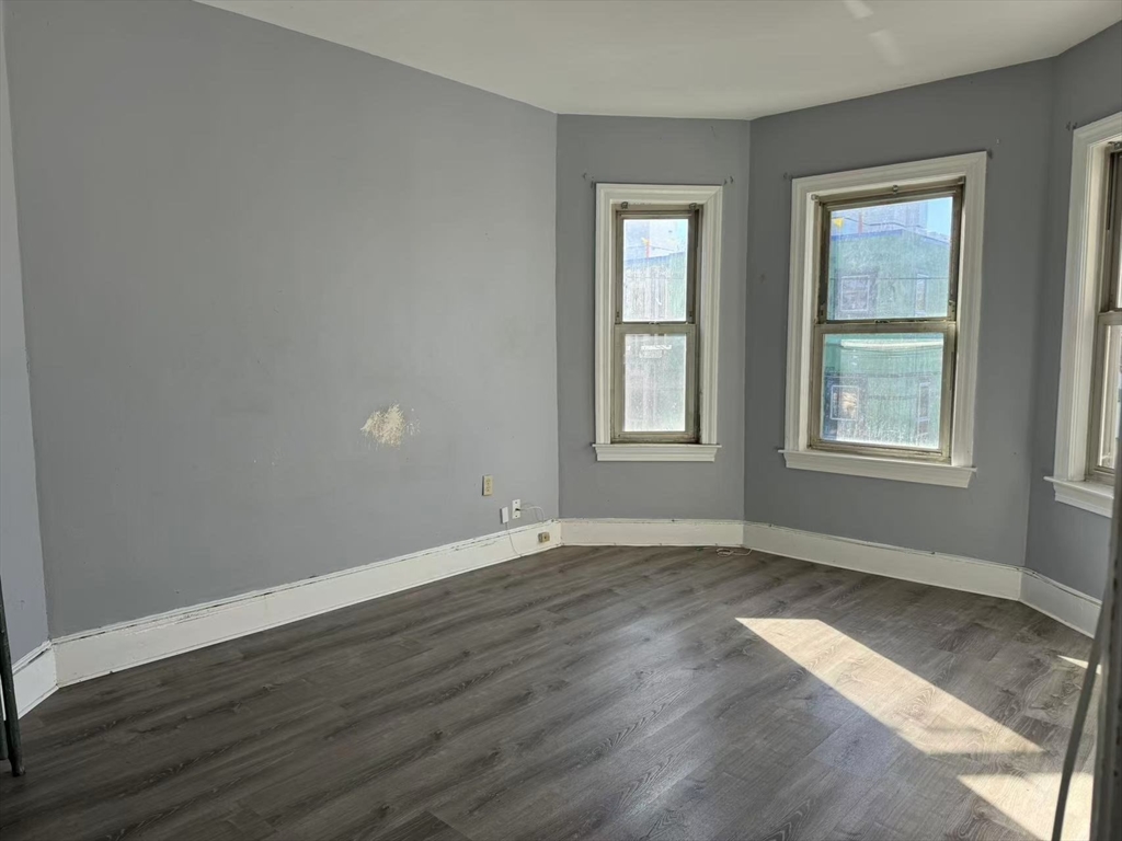 Boston, Massachusetts, 02124, United States, 9 Bedrooms Bedrooms, ,3 BathroomsBathrooms,Residential,For Sale,2027389