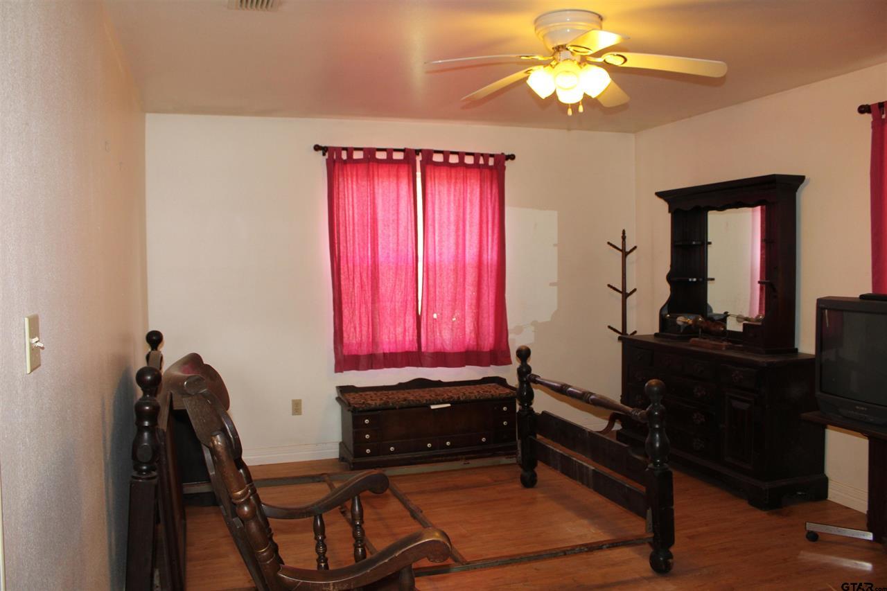 Jacksonville, Texas, 75766, United States, 2 Bedrooms Bedrooms, ,1 BathroomBathrooms,Residential,For Sale,1984164