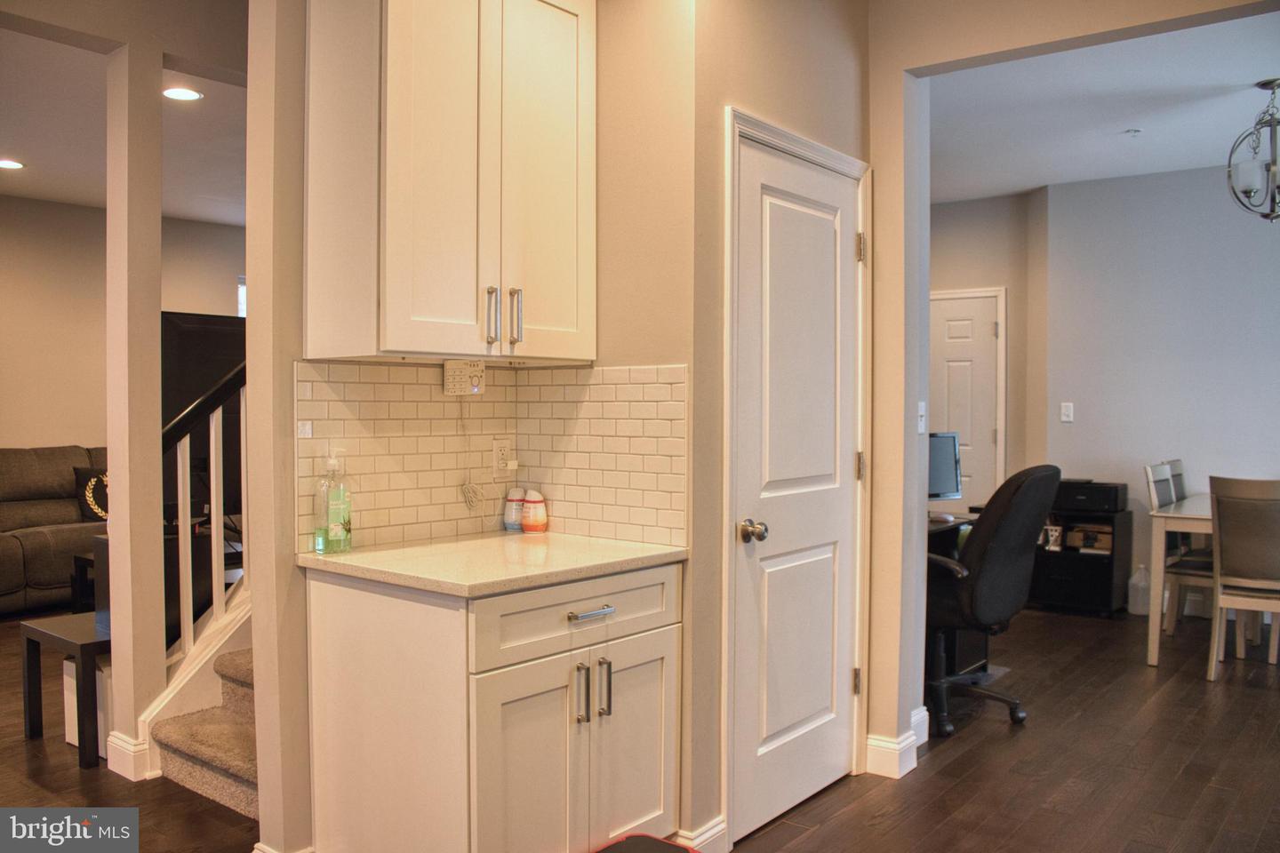 Baltimore, Maryland, 21215, United States, 4 Bedrooms Bedrooms, ,4 BathroomsBathrooms,Residential,For Sale,1917933