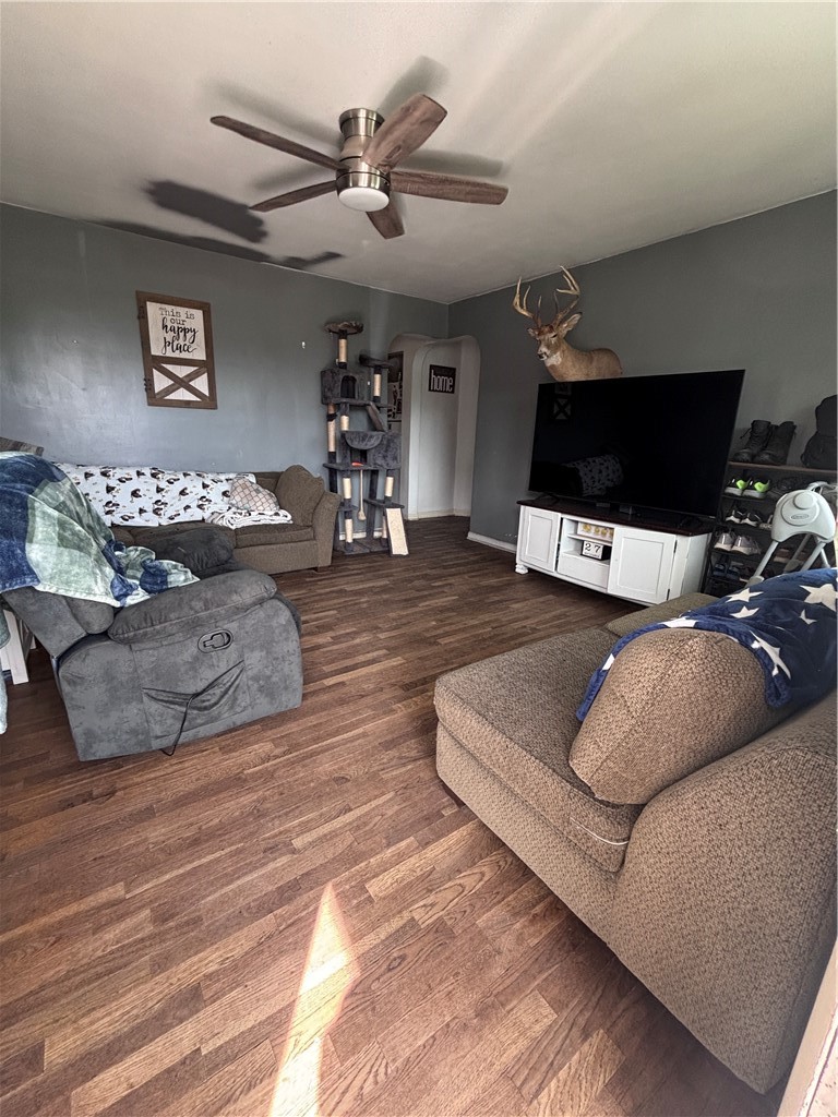 Pleasant St, Greenup, IL 62428 #1