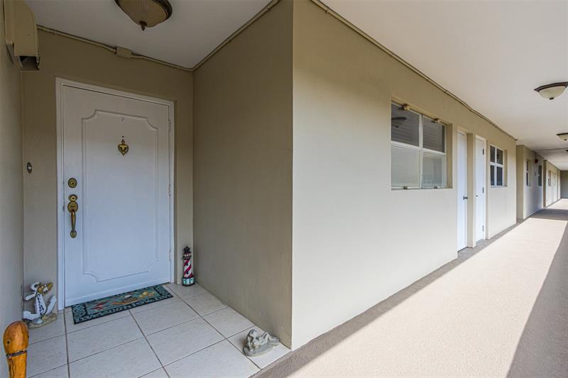 Pompano Beach, Florida, 33062, United States, 2 Bedrooms Bedrooms, ,2 BathroomsBathrooms,Residential,For Sale,1991979