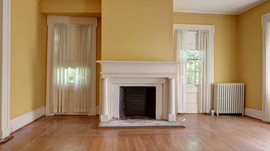 Geneva, New York, 14456, United States, 4 Bedrooms Bedrooms, ,3 BathroomsBathrooms,Residential,For Sale,1901149