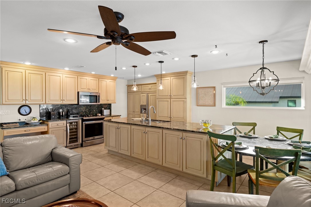 St James City, Florida, 33956, United States, 3 Bedrooms Bedrooms, ,3 BathroomsBathrooms,Residential,For Sale,1992359