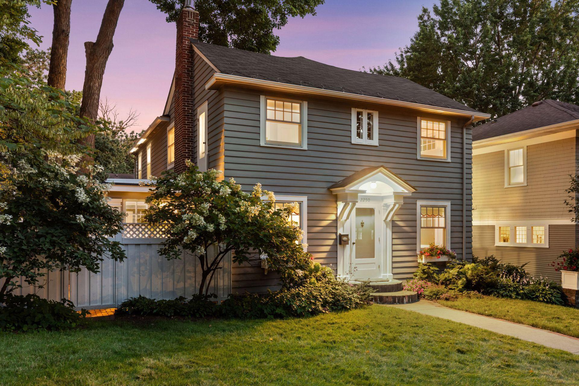 Saint Paul, Minnesota, 55105, United States, 4 Bedrooms Bedrooms, ,2 BathroomsBathrooms,Residential,For Sale,1919554