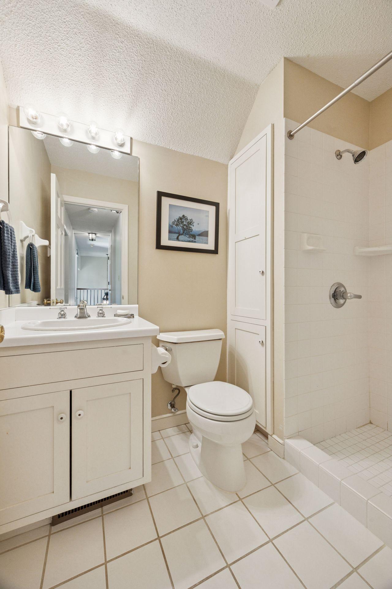 Rochester Twp, Minnesota, 55902, United States, 5 Bedrooms Bedrooms, ,2 BathroomsBathrooms,Residential,For Sale,1838930