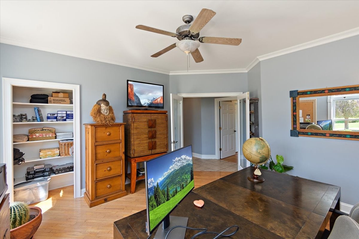 Leoma, Tennessee, 38468, United States, 3 Bedrooms Bedrooms, ,3 BathroomsBathrooms,Residential,For Sale,1938715