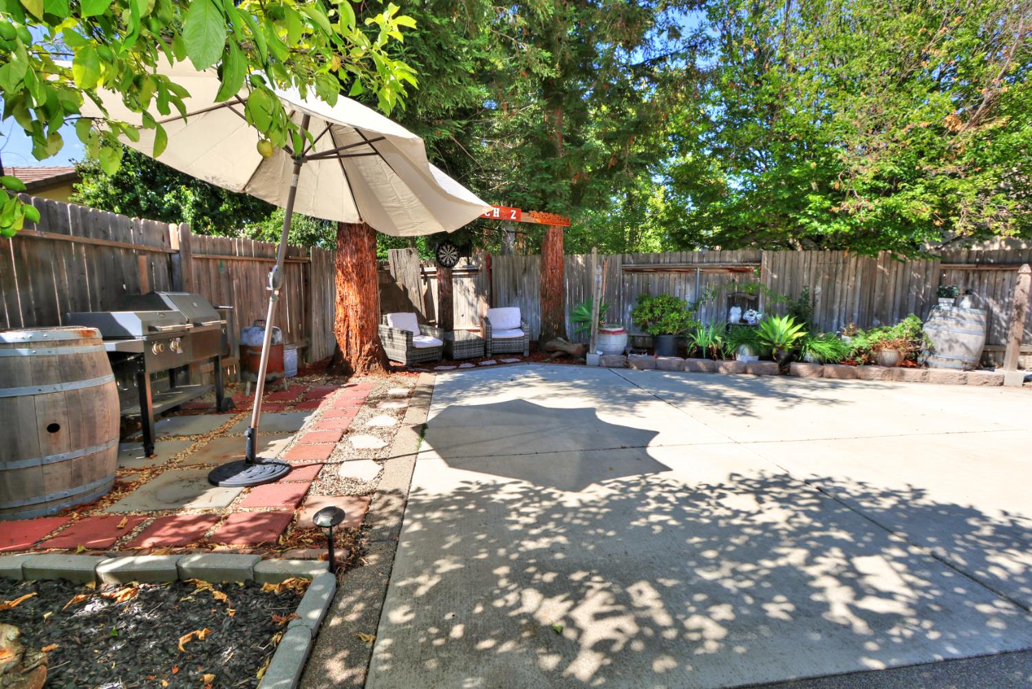 Elk Grove, California, 95758, United States, 3 Bedrooms Bedrooms, ,3 BathroomsBathrooms,Residential,For Sale,1918495