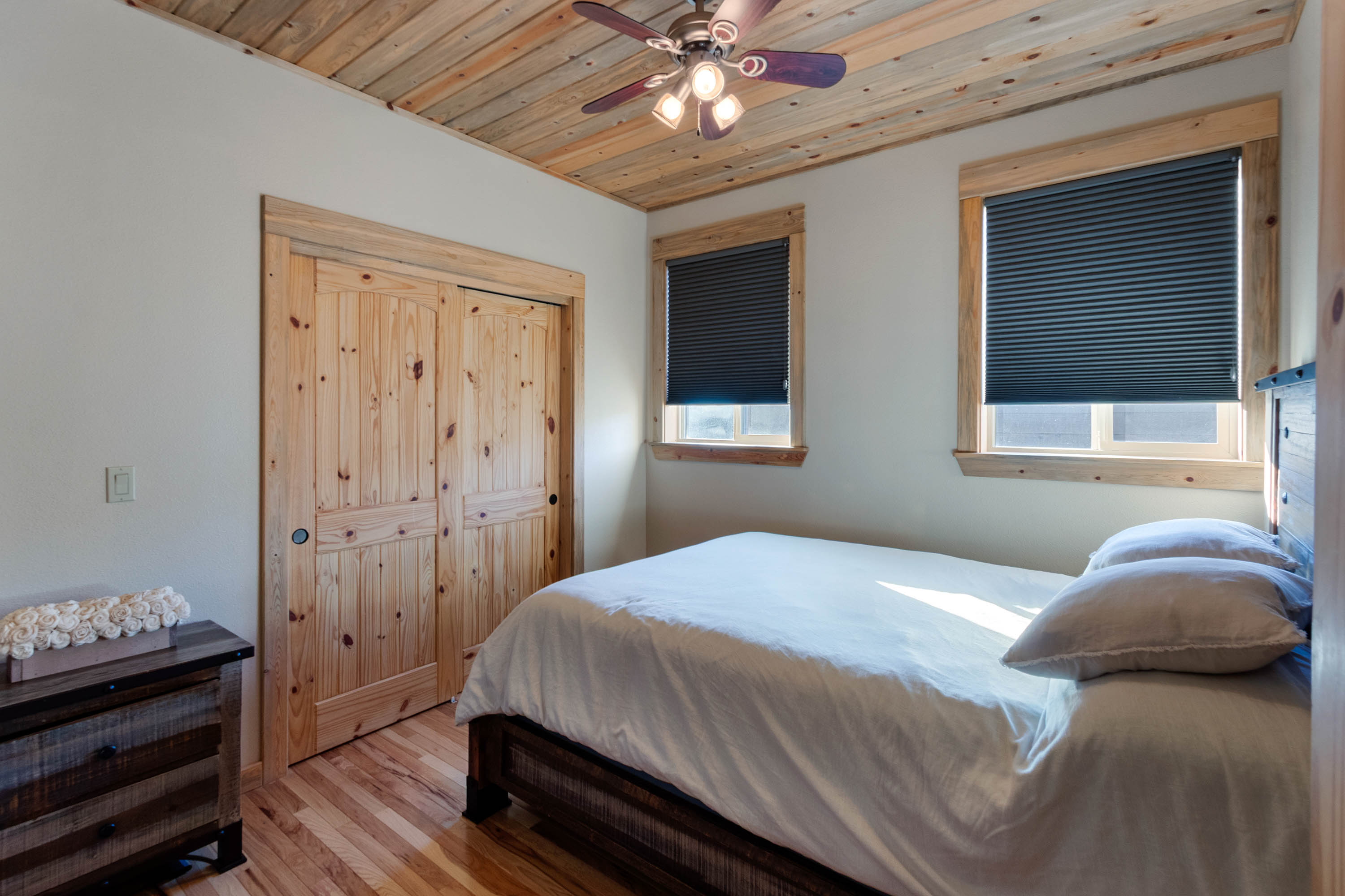 Sagle, Idaho, 83860, United States, 4 Bedrooms Bedrooms, ,2 BathroomsBathrooms,Residential,For Sale,2013773