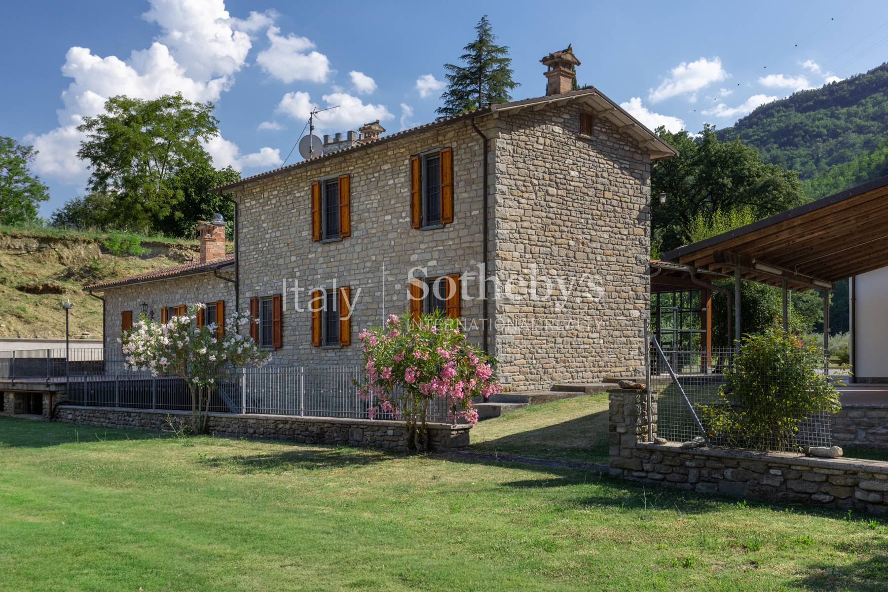  Villa with guest house and private park in the heart of Romagna - 物件實景