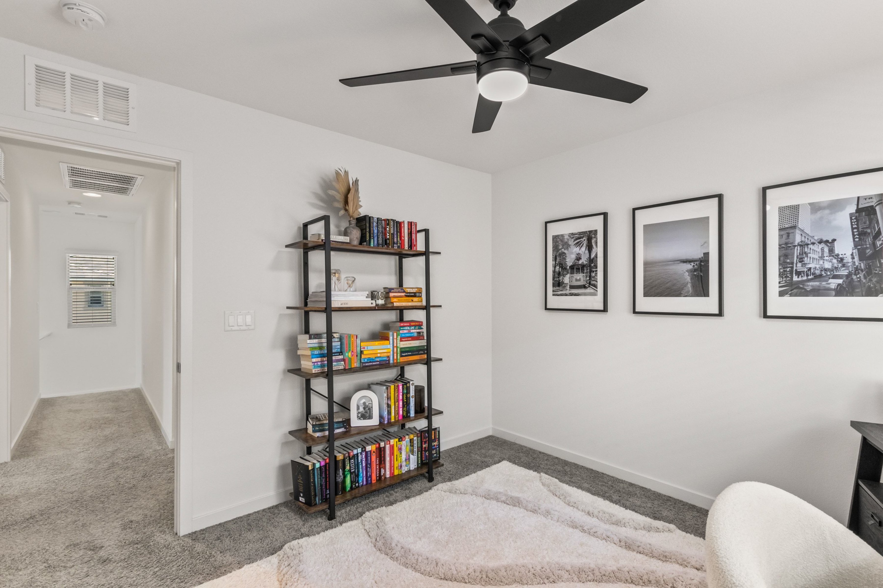  Four bedroom corner lot in very desirable southwest gated community - 物件實景