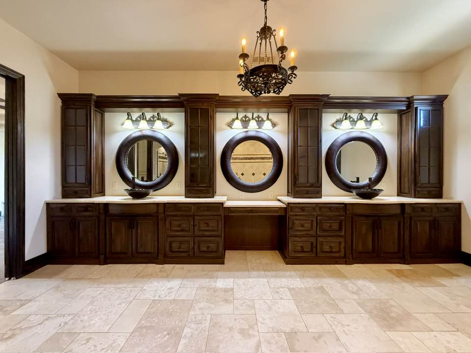 Carlsbad, New Mexico, 88220, United States, 4 Bedrooms Bedrooms, ,6 BathroomsBathrooms,Residential,For Sale,1974885