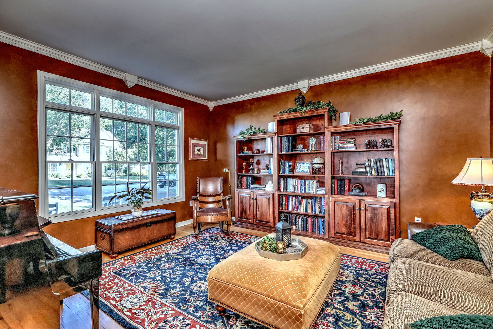 Milford, Connecticut, 06461, United States, 4 Bedrooms Bedrooms, ,3 BathroomsBathrooms,Residential,For Sale,1926096