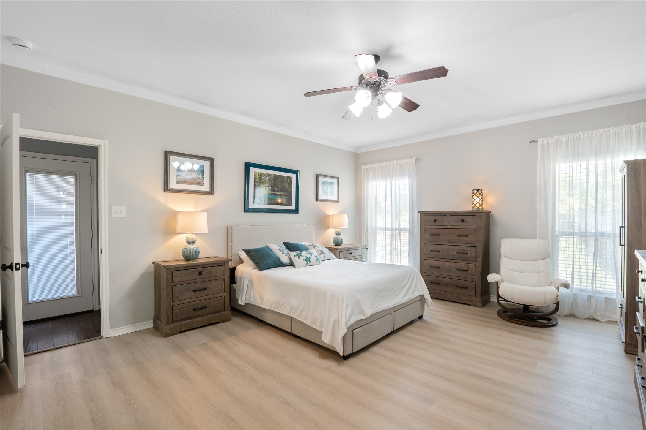 Rockwall, Texas, 75087, United States, 4 Bedrooms Bedrooms, ,3 BathroomsBathrooms,Residential,For Sale,1963763