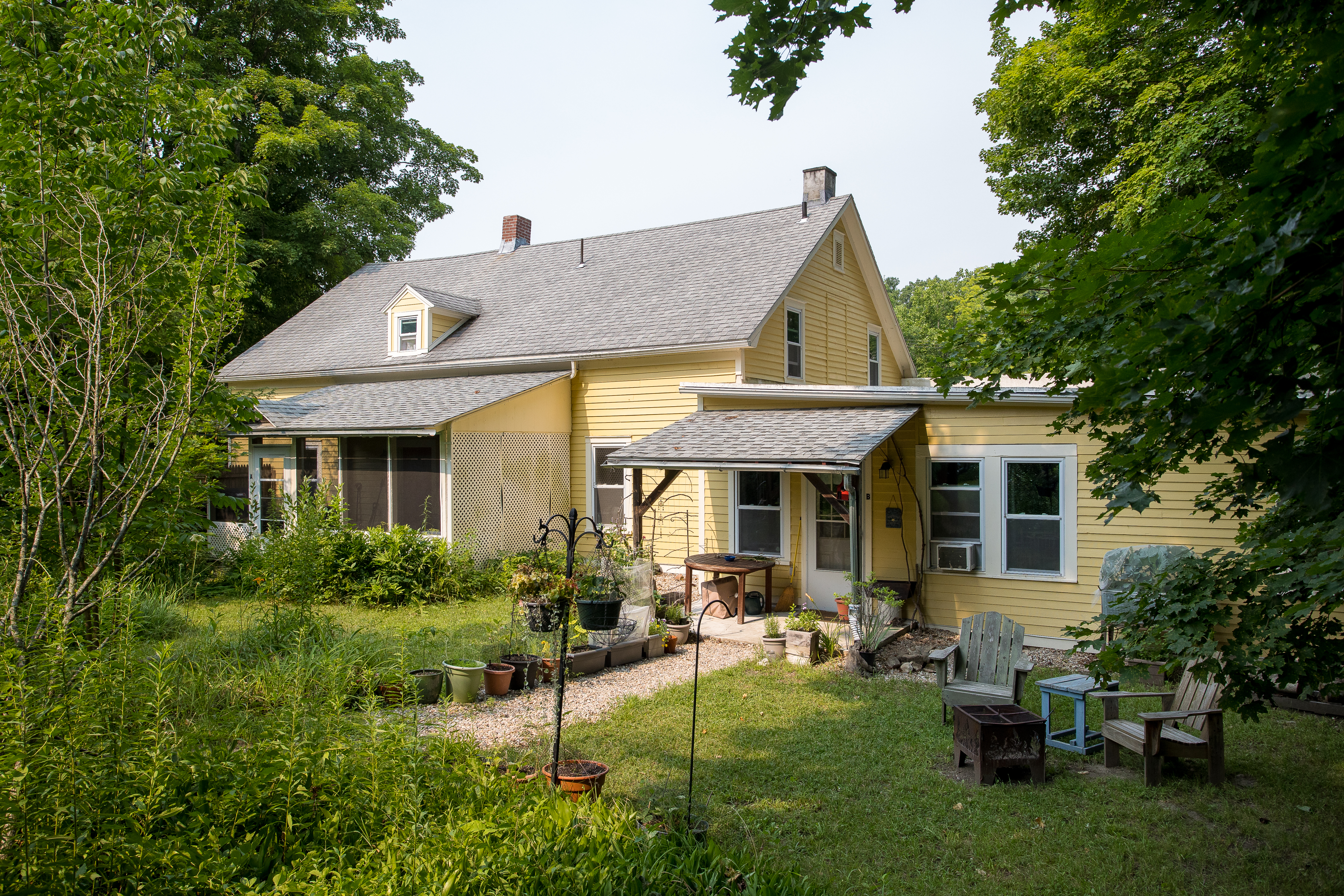  Two Homes. Four Keys. Infinite Potential in the Heart of Housatonic. - 物件實景