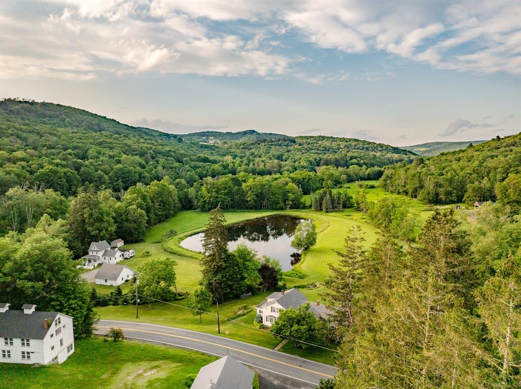 North Branch, New York, 12766, United States, 4 Bedrooms Bedrooms, ,3 BathroomsBathrooms,Residential,For Sale,1977100