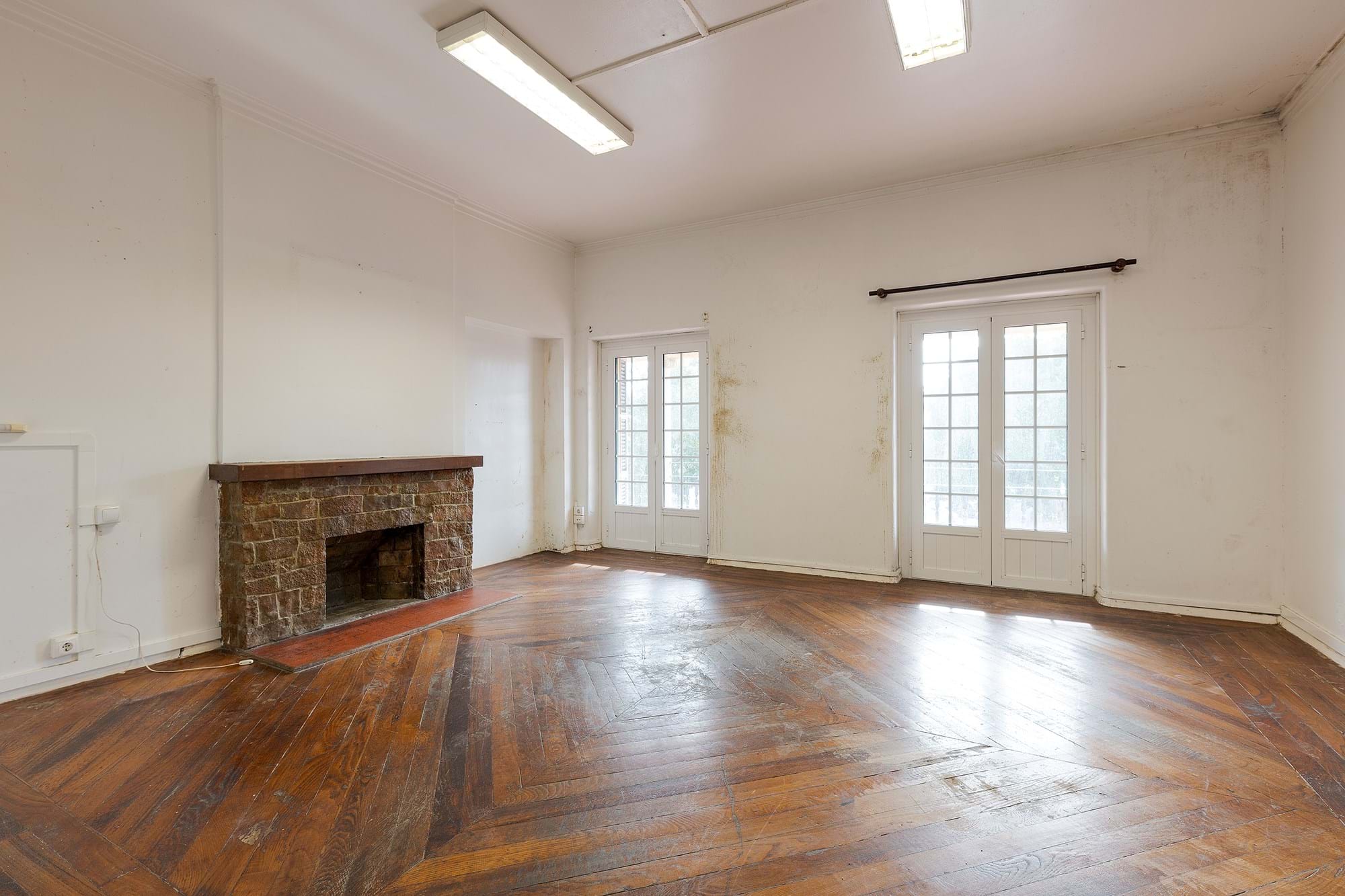 Oeiras, Lisbon, 2770-109, PT, 15 Bedrooms Bedrooms, ,17 BathroomsBathrooms,Residential,For Sale,1700055