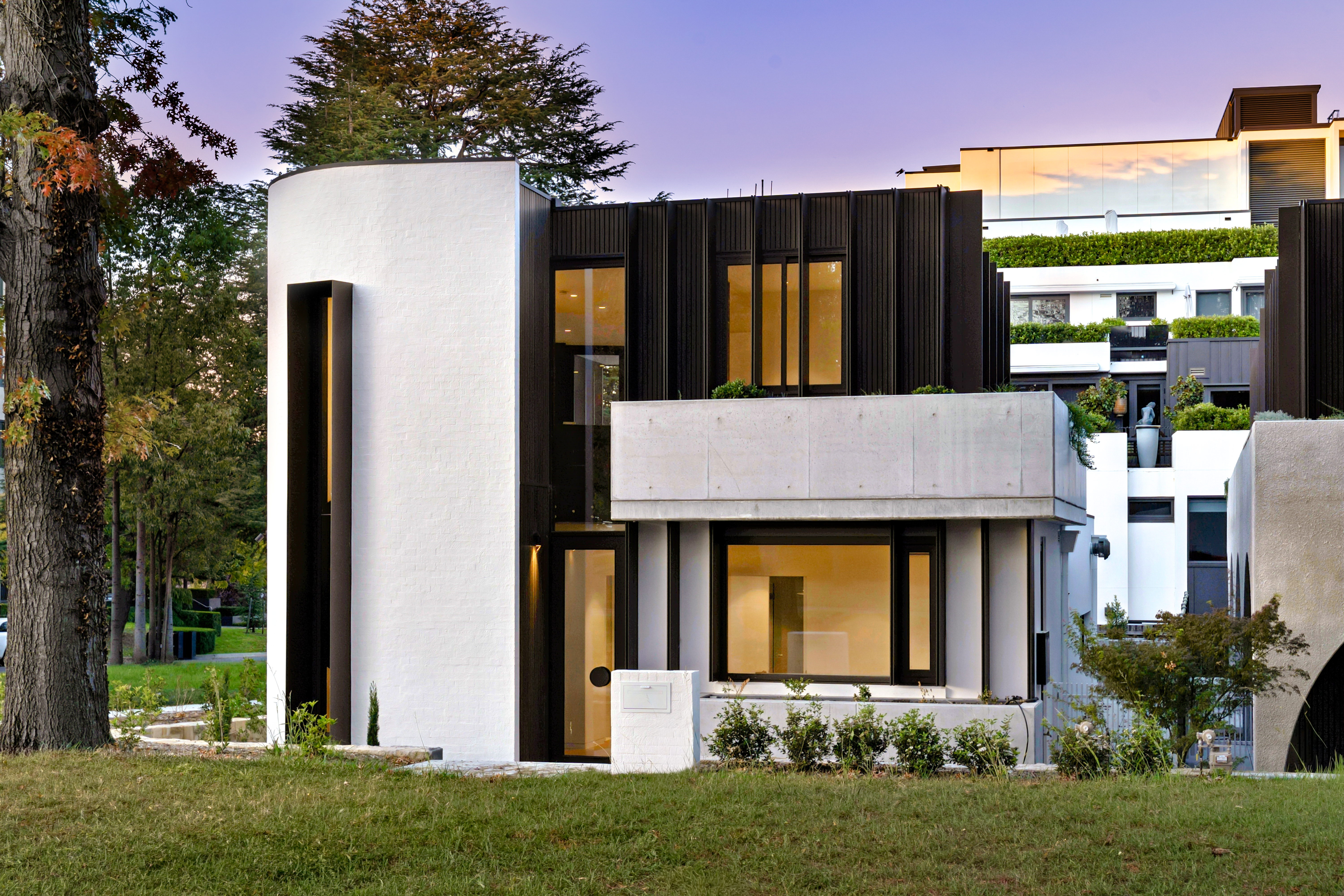  Luxury Forrest residence on Manuka