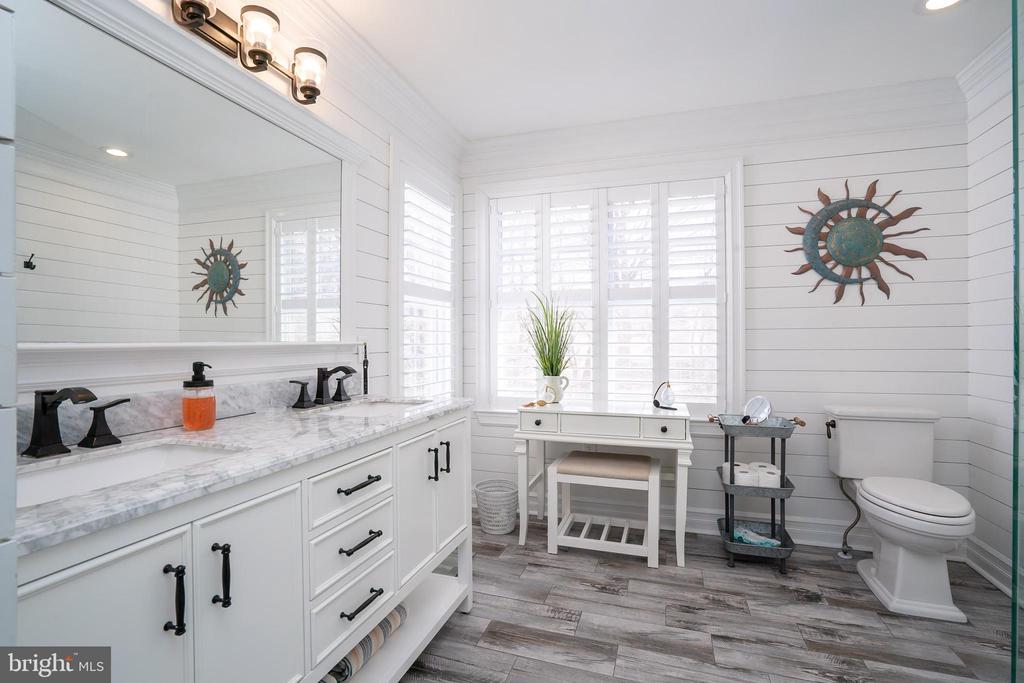 Monmouth Junction, New Jersey, 08852, United States, 4 Bedrooms Bedrooms, ,3 BathroomsBathrooms,Residential,For Sale,1869569
