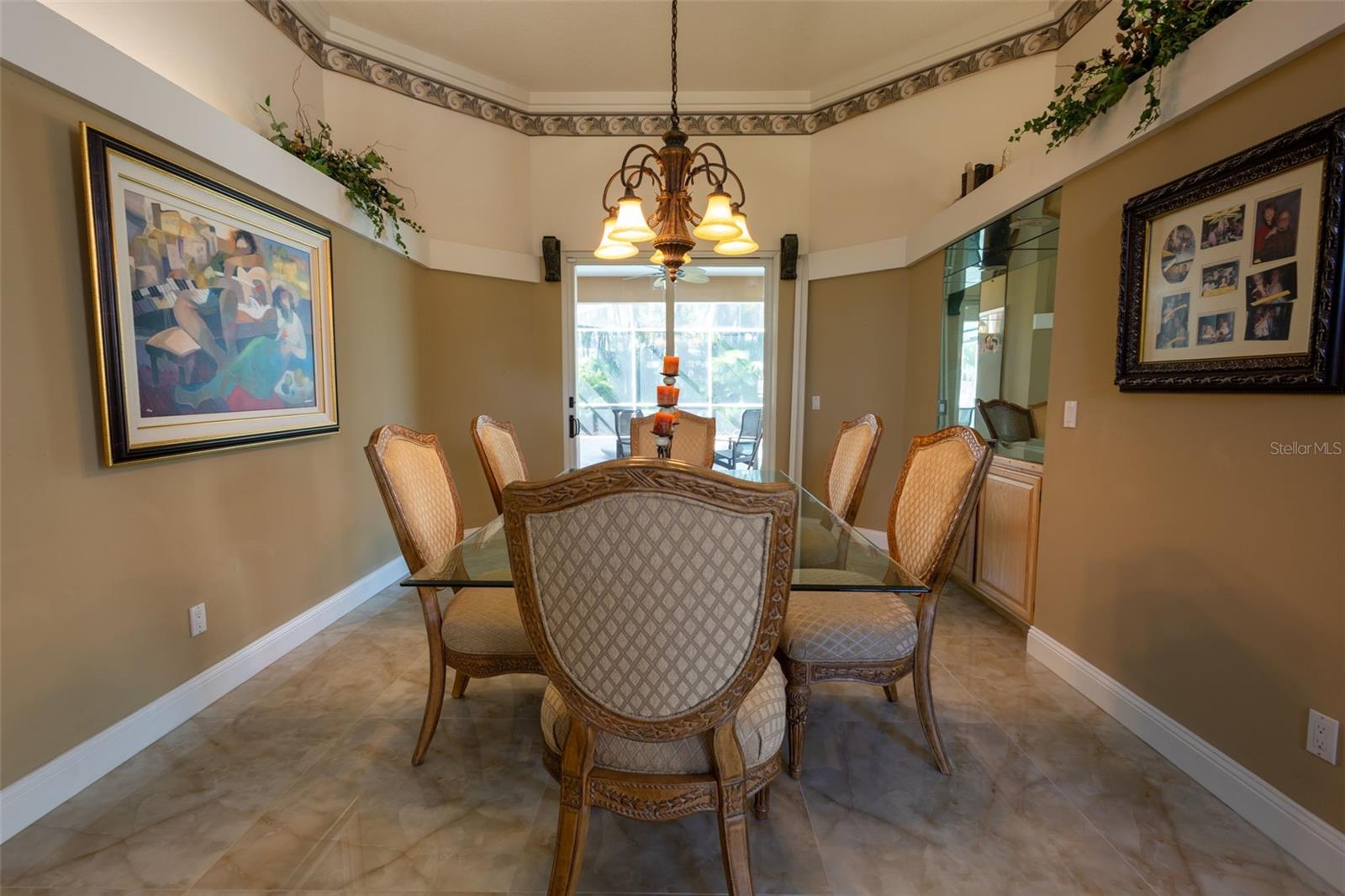 Seminole, Florida, 33777, United States, 4 Bedrooms Bedrooms, ,4 BathroomsBathrooms,Residential,For Sale,1978332