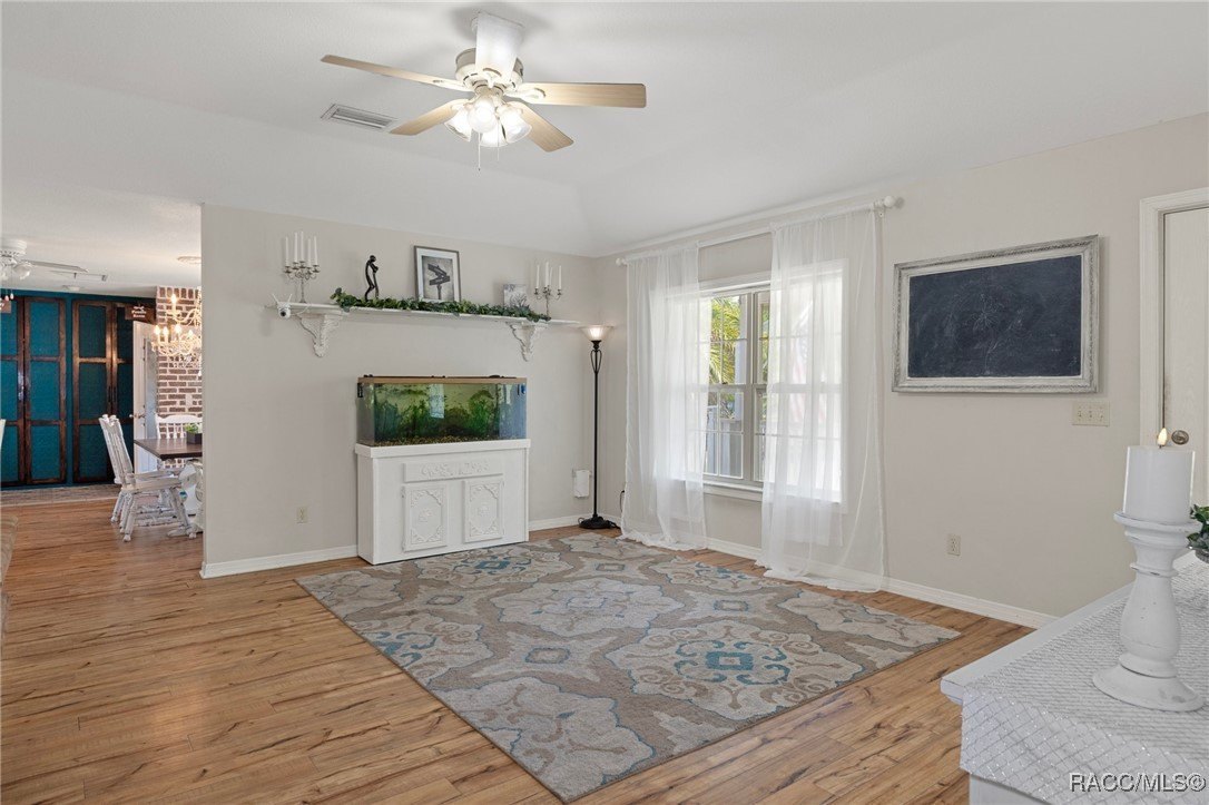 Crystal River, Florida, 34428, United States, 3 Bedrooms Bedrooms, ,3 BathroomsBathrooms,Residential,For Sale,1977079