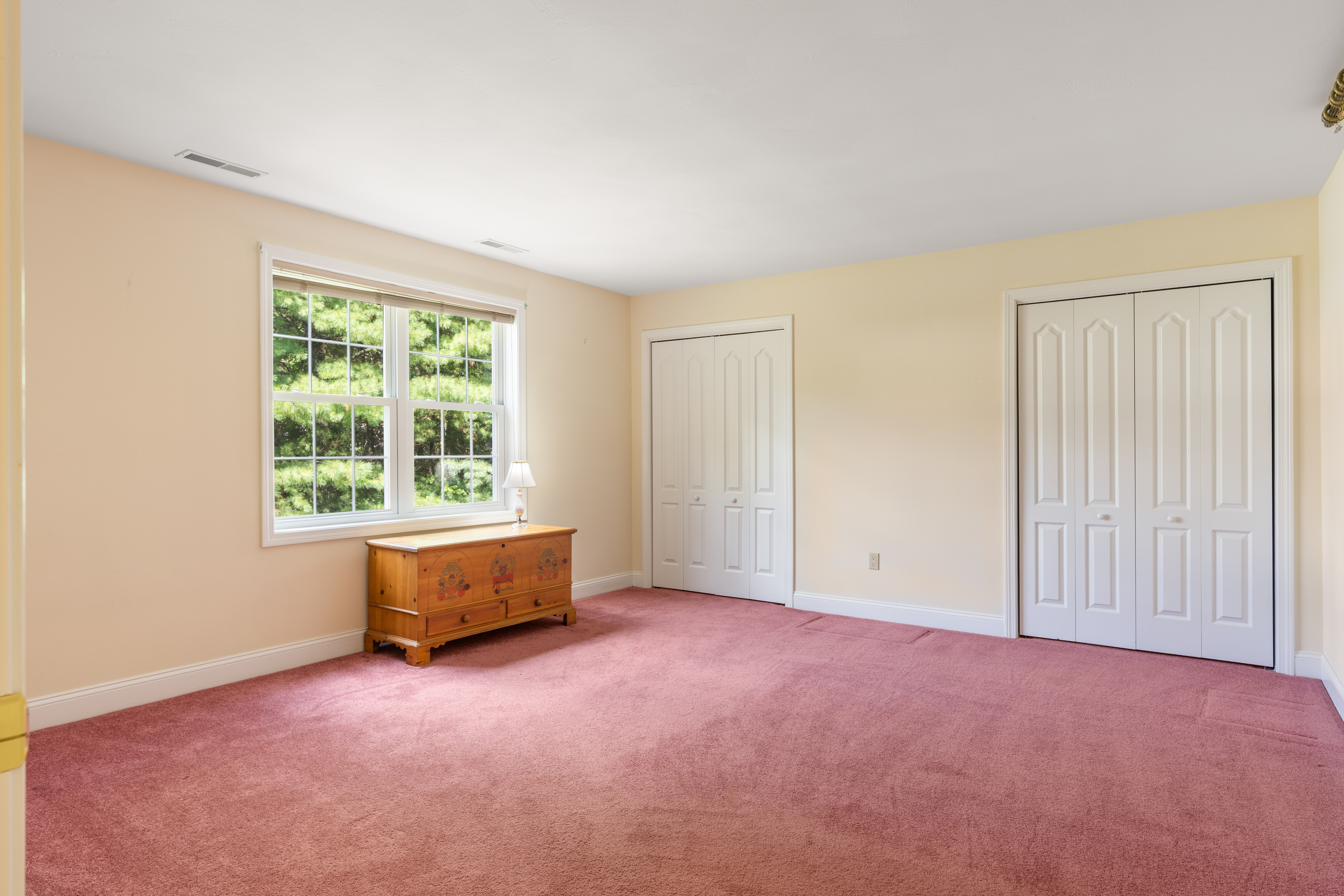  21 Steinbeck Street, Tyngsborough, MA, 01879 - 物件實景