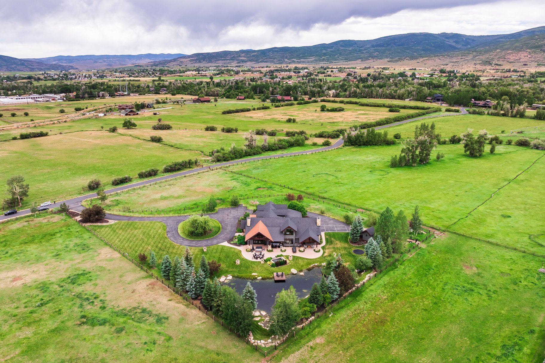  Twilight Moon Ranch on 8 Acres - 物件實景