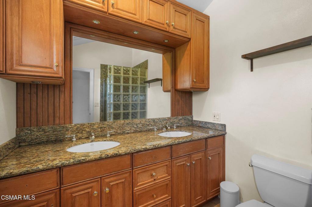 Newbury Park, California, 91320, United States, 5 Bedrooms Bedrooms, ,3 BathroomsBathrooms,Residential,For Sale,1885312