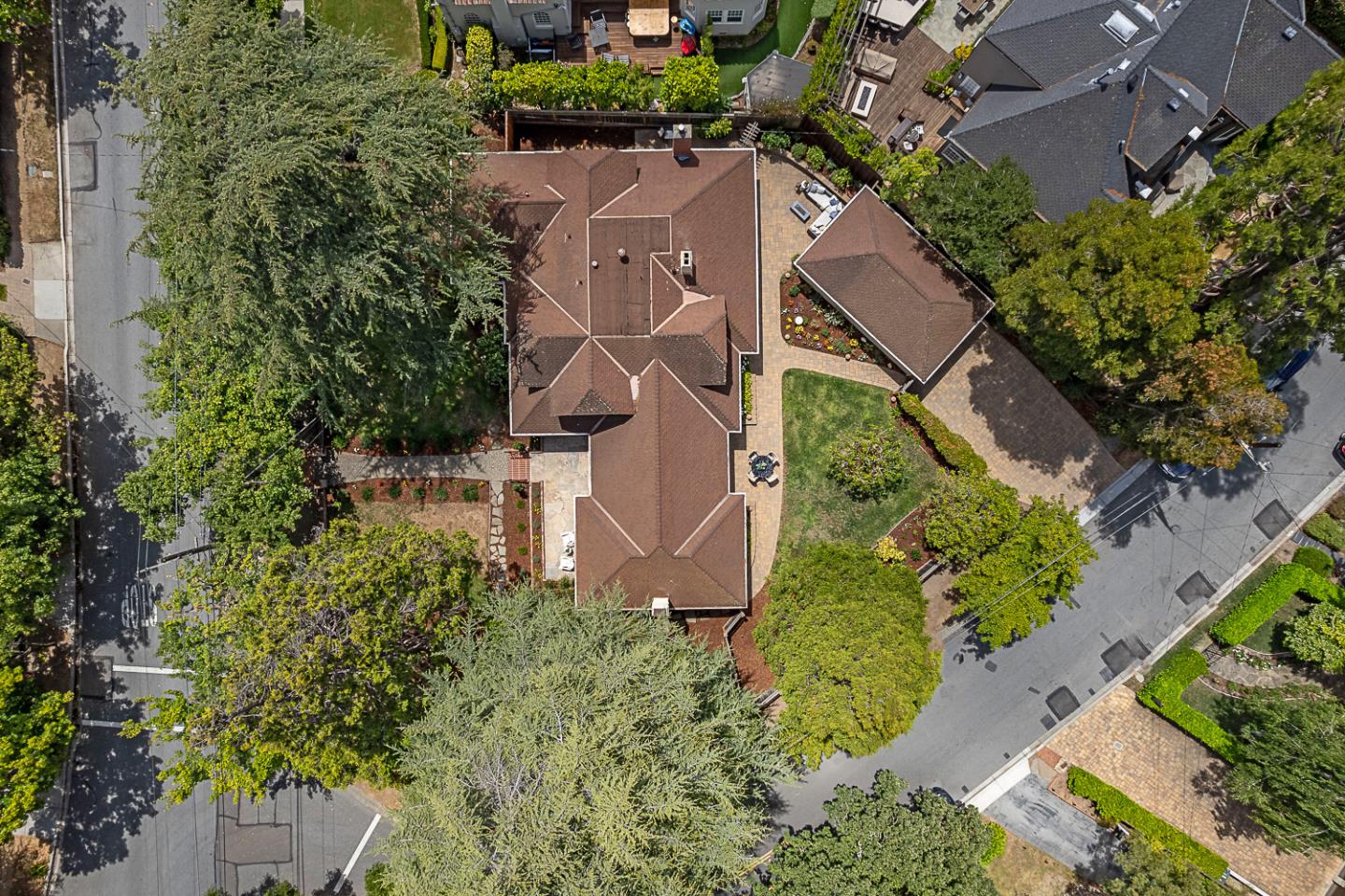 San Mateo, California, 94402, United States, 5 Bedrooms Bedrooms, ,4 BathroomsBathrooms,Residential,For Sale,1901144