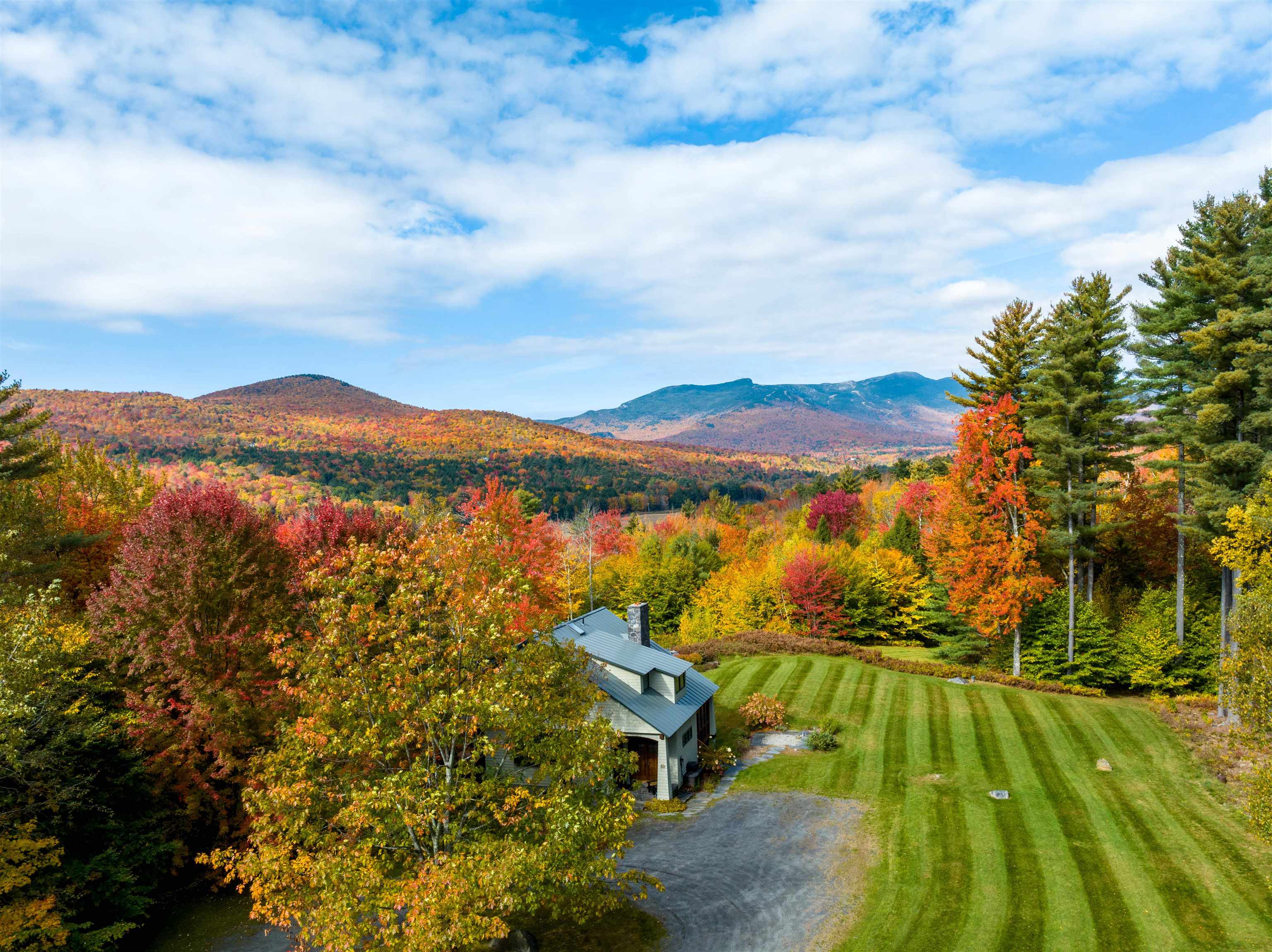 Stowe, Vermont, 05672, United States, 4 Bedrooms Bedrooms, ,3 BathroomsBathrooms,Residential,For Sale,1751990