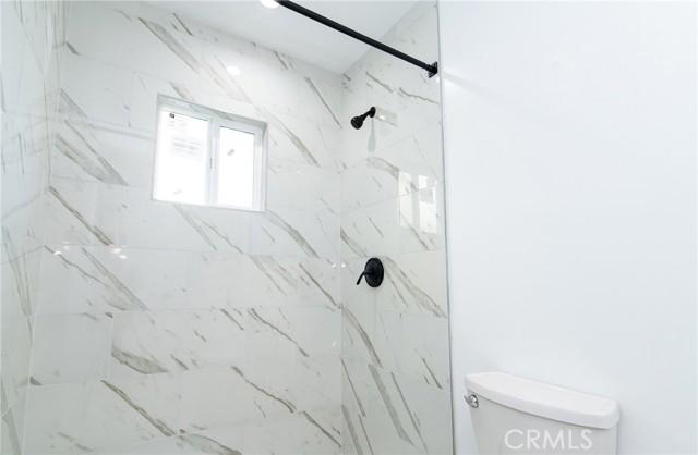 Los Angeles, California, 90001, United States, 5 Bedrooms Bedrooms, ,5 BathroomsBathrooms,Residential,For Sale,2009948