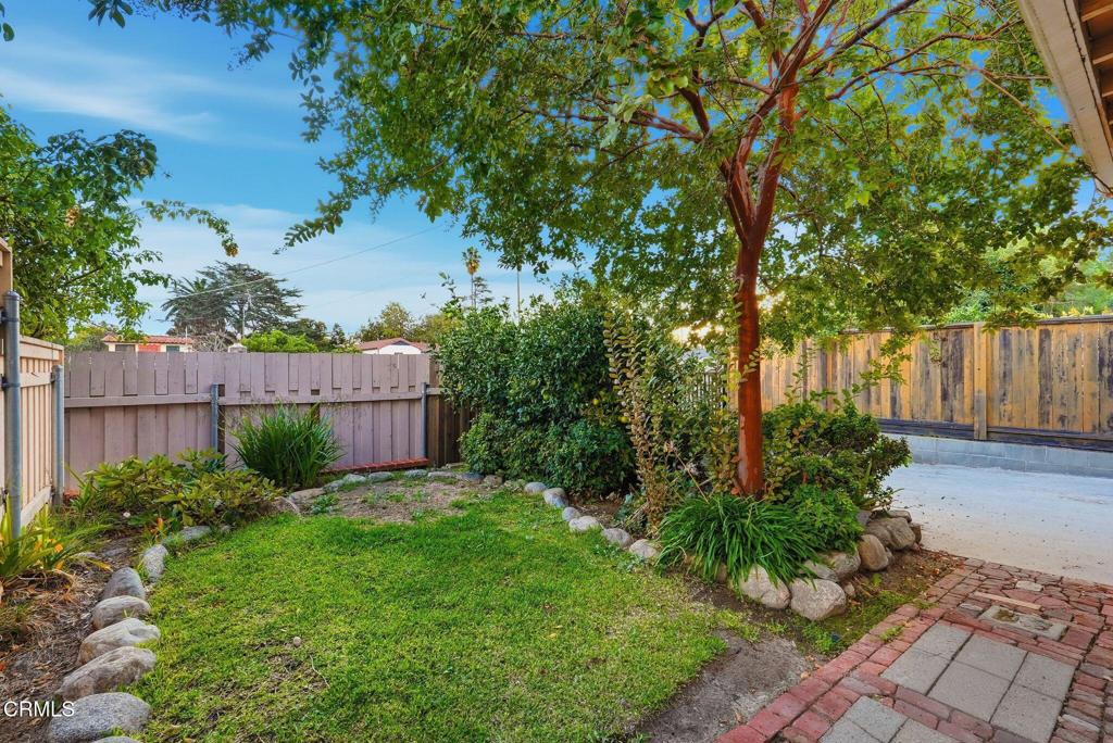 Pasadena, California, 91104, United States, 3 Bedrooms Bedrooms, ,1 BathroomBathrooms,Residential,For Sale,1993428